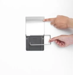 Brabantia ReNew WC Rolhouder - Met Klep - Matt Steel -Badkamer Producten Winkel 1171x1200 3