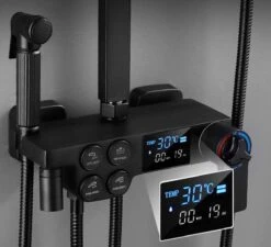 Merkloos Compleet Douchesysteem | ABS Doucheset | Mat Zwarte Hoofddouche En Handdouche | Vierkante Regendouche Voor Badkamer | Verstelbaar | Temperatuur Display | 360° Draaibaar -Badkamer Producten Winkel 1200x1092 1