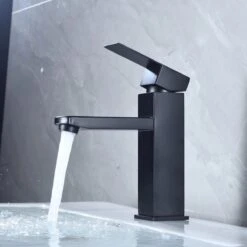 BADO Wastafelkraan - Mat Zwart - Kraan - Mengkraan - Badkamerkraan -Badkamer Producten Winkel 1200x1200 1786