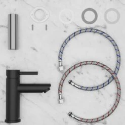 Wastafelkraan - Wastafel - Kraan - Badkamer - Zwart - Inclusief Aansluit Slangen -Badkamer Producten Winkel 1200x1200 1806