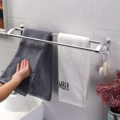 Merkloos Decopatent® Dubbele Handdoekrek - Handdoekhouder 2 Haken - Badkamer - Keuken - Zonder Boren - Handdoekenstang - Handdoekenrek -Badkamer Producten Winkel 1200x1200 2427