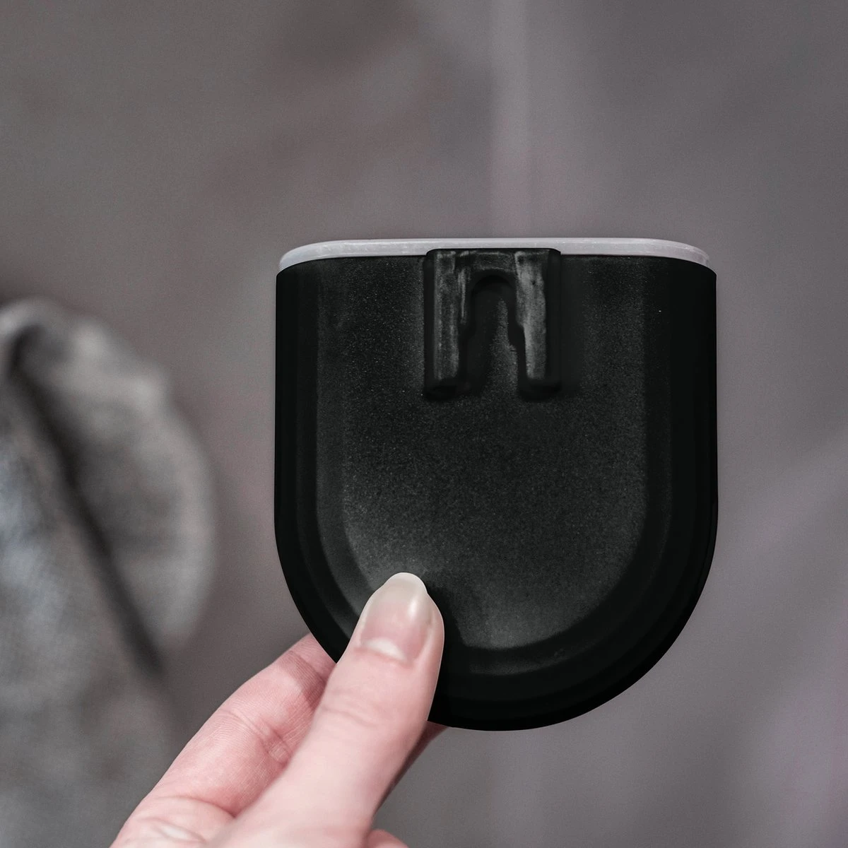 WC Borstel – Siliconen – Zwart – WC Borstel Met Houder – Vrijstaand – Hangend – WC Borstel En Houder – WC Borstel Zwart 7 WC Borstel – Siliconen – Zwart – WC Borstel Met Houder – Vrijstaand – Hangend – WC Borstel En Houder – WC Borstel Zwart - Afbeelding 5