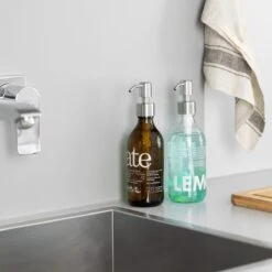 Navaris Roestvrijstalen Zeepdispenserkop Set X2 - Opschroefbare Pompkop Voor Flessen - 22-24 Mm Mondstuk Voor Vloeistof, Lotion - Zilverkleurig -Badkamer Producten Winkel 1200x1200 3599