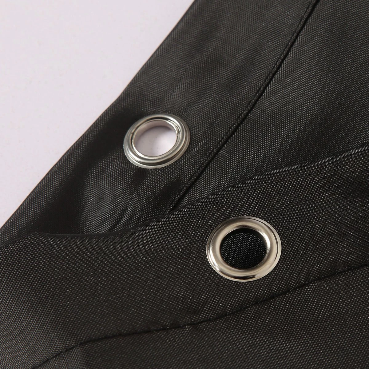 MLN Basics® Douchegordijn | Zwart | 120x200 Cm | Inclusief Ringen | Anti-schimmel 4 MLN Basics® Douchegordijn | Zwart | 120x200 Cm | Inclusief Ringen | Anti-schimmel - Afbeelding 2