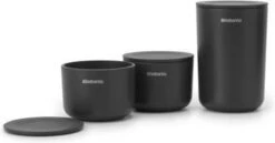 Brabantia ReNew Opbergpotjes - 3-delig - Dark Grey -Badkamer Producten Winkel 1200x629 2