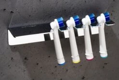 Sagittarius One 40S1 Tandenborstelhouder Chroom | Opzetborstelhouder Zonder Boren | Verchroomd Roestvrij Staal Tandenborstelhouder Hangend | Passend Voor Alle Grote Merken -Badkamer Producten Winkel 1200x800 94