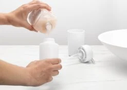 Brabantia ReNew Zeepdispenser - 250 Ml - White -Badkamer Producten Winkel 1200x851 1