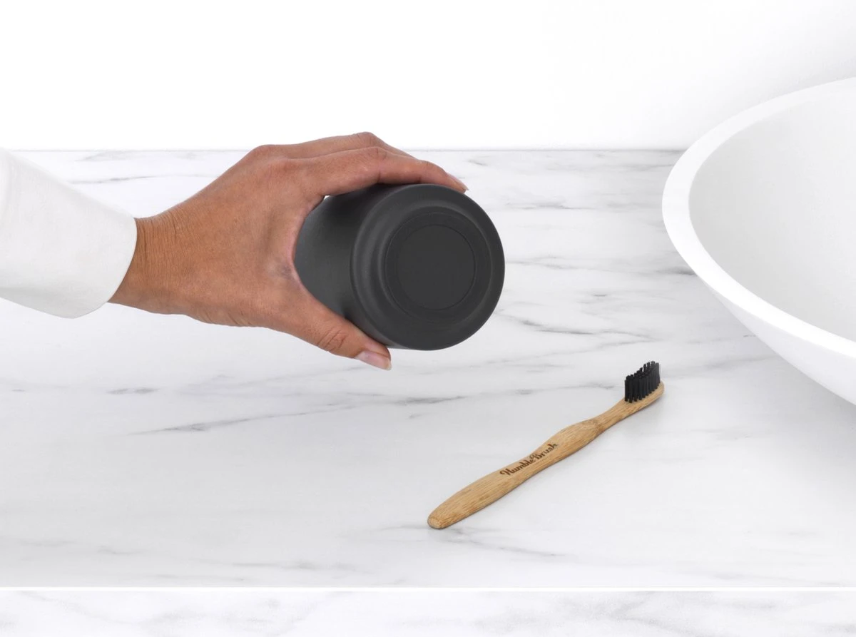 Brabantia MindSet Tandenborstelhouder - Mineral Infinite Grey 8 Brabantia MindSet Tandenborstelhouder - Mineral Infinite Grey - Afbeelding 6