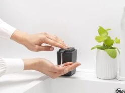 Brabantia Sink Side Zeepdispenser - 250 Ml - Dark Grey -Badkamer Producten Winkel 1200x899 44