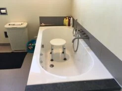 Drive Douchekruk Dino Anti Slip Poten - Max 130 Kg -Badkamer Producten Winkel 1200x899 8