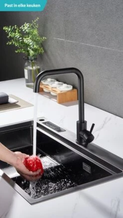 Croom Keukenkraan - Zwart - Wastafelkraan - Inclusief Aansluitmateriaal - Zwarte Kraan -Badkamer Producten Winkel 675x1200 2