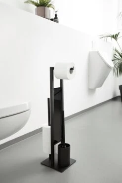 WENKO Toiletbutler Rivalta Zwart - Toiletborstel Met Houder, Toiletrolhouder En Reserverolhouder -Badkamer Producten Winkel 799x1200 23