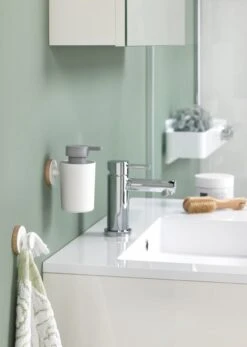 Tiger Urban - Toiletborstel Met Houder - Wit -Badkamer Producten Winkel 855x1200 2