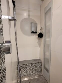 Aquathof, Zeepdispenser, RVS Kleur, 4 Kamer, 4 Reservoirs, 4x500ml, Hangend - Wandmontage -Badkamer Producten Winkel 906x1200 9